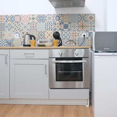 Apartamentos San Roque Sevilla Bagian luar foto