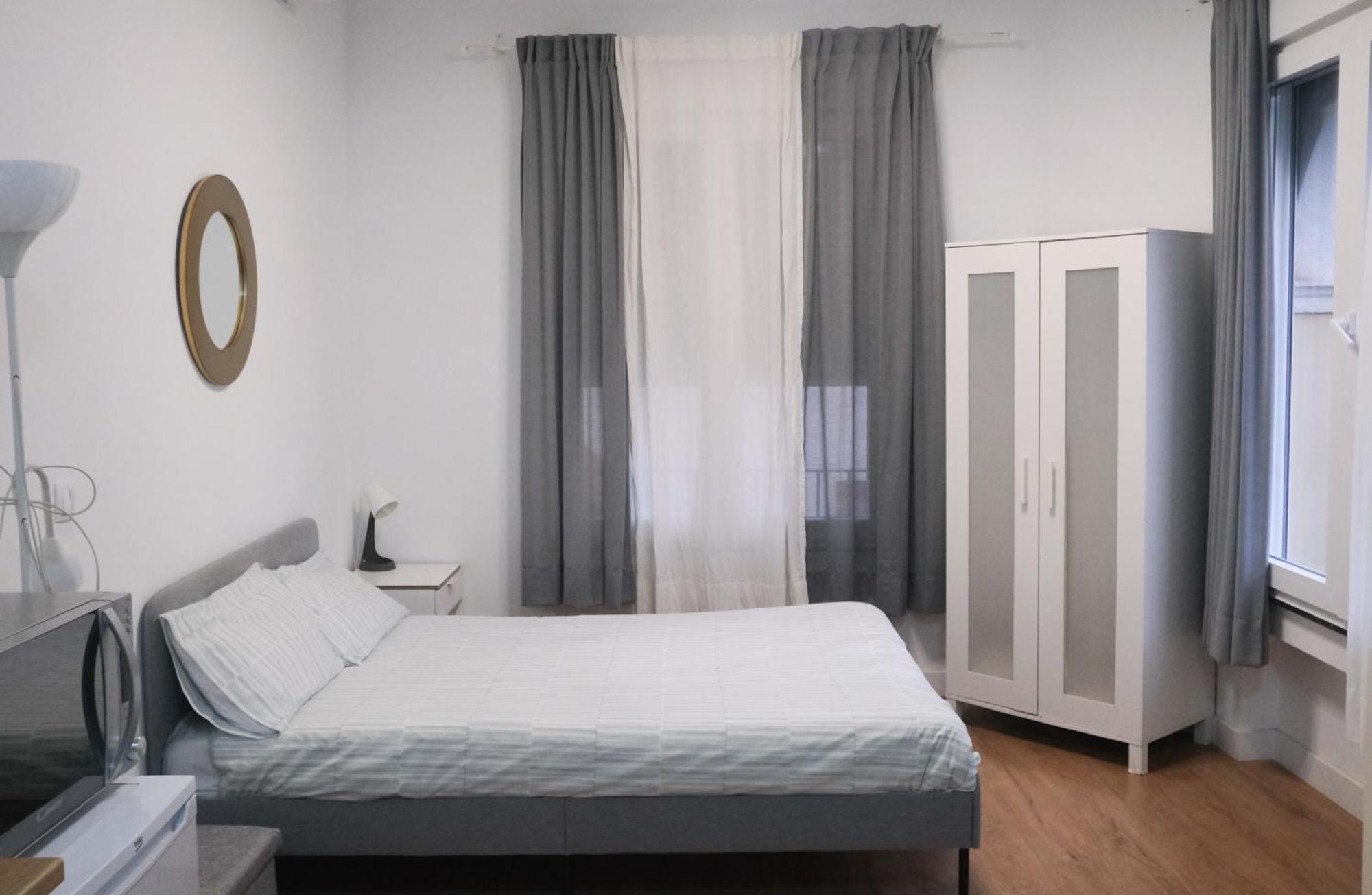 Apartamentos San Roque Sevilla Bagian luar foto